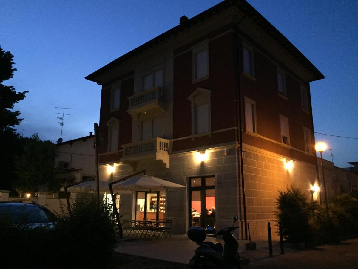 Apartamento Mistica Space Reggio Emilia Exterior foto